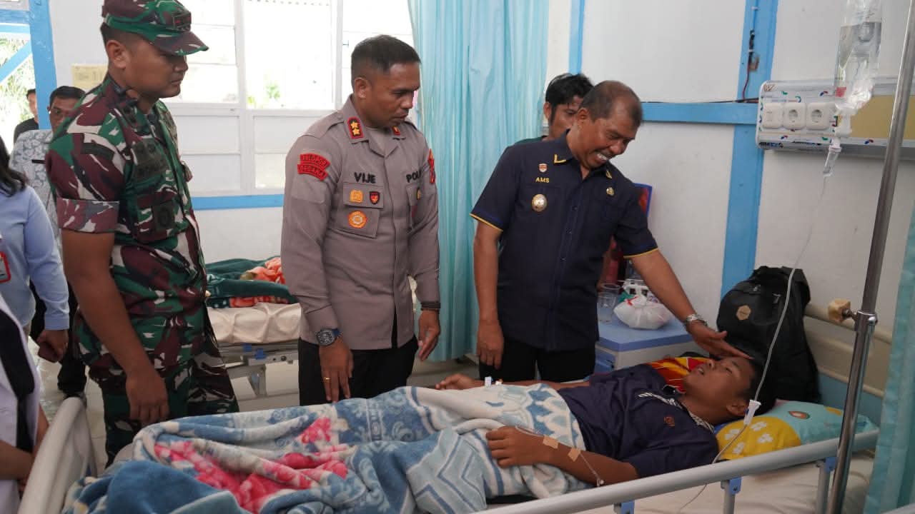 Forkopimda Besuk Pelajar Korban MBG