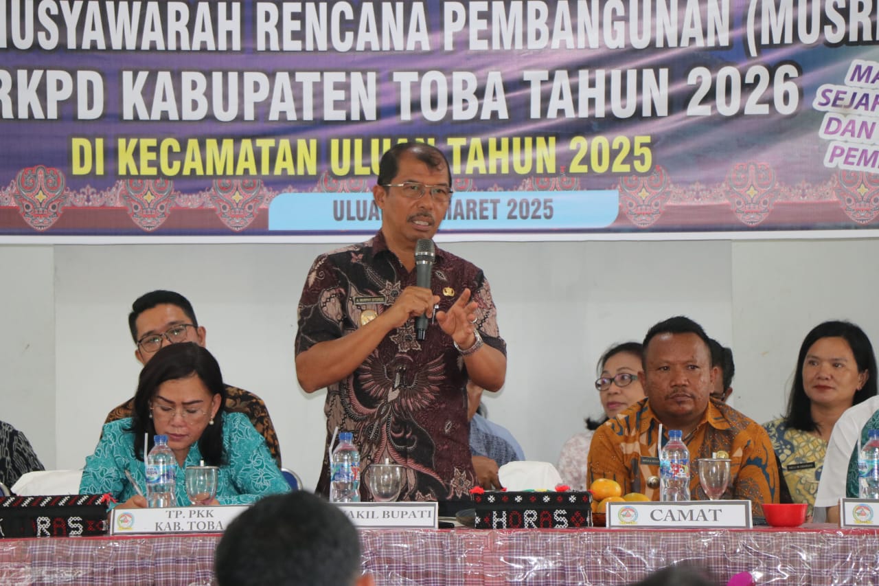 Camat Uluan dan Wakil Ketua DPRD Sepakat Usulkan Perbaikan Jalan Porsea-Siregar Aek Na Las