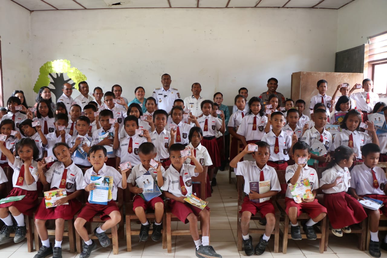 Toilet Sekolah Tak Berfungsi, Bupati Toba  Perintahkan  Kepsek Buat Permohonan