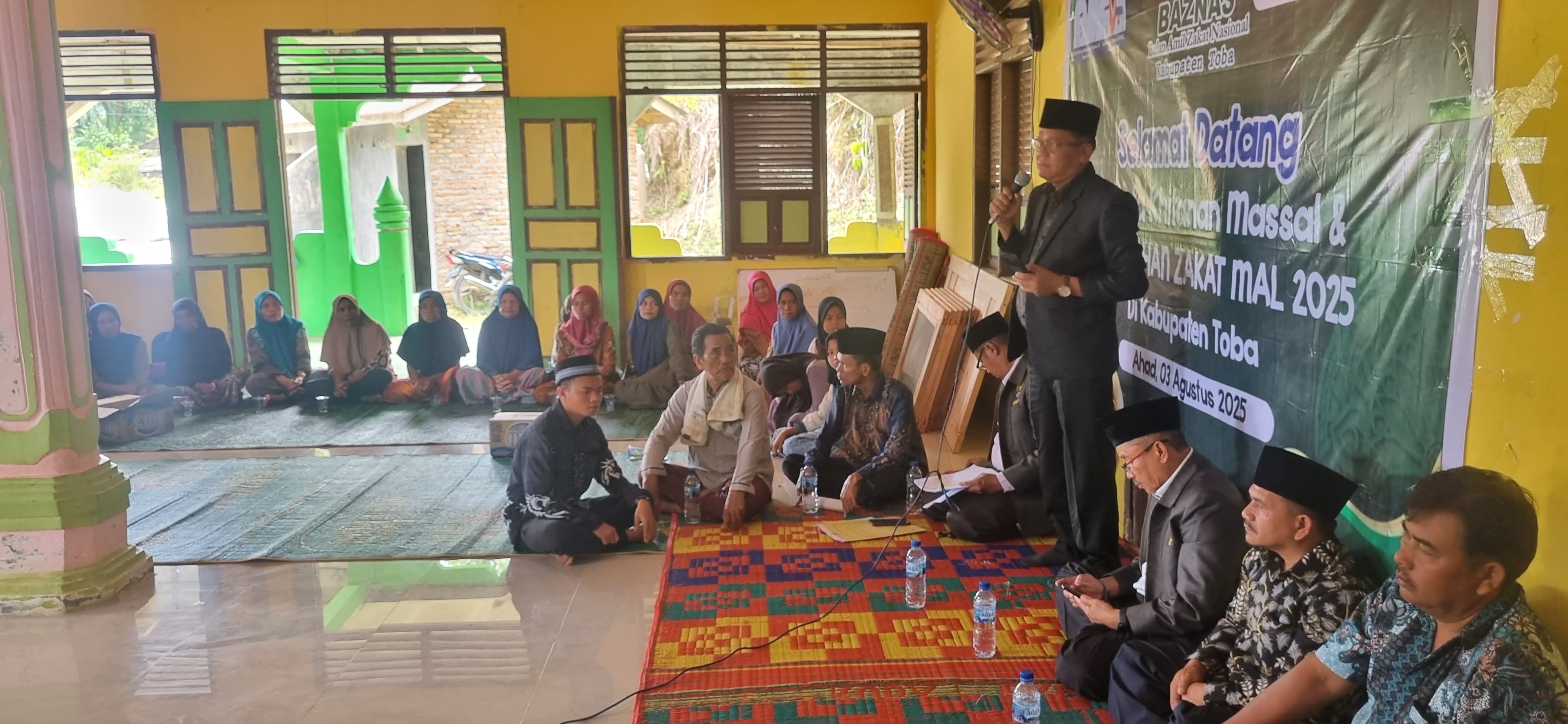 Baznas Toba Gelar Khitan Massal Gratis dan Bagikan Zakat Mal di Nassau