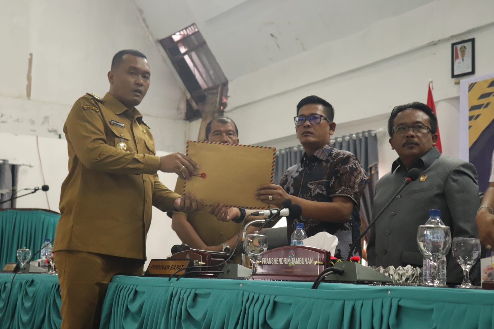 Pemkab Toba Sampaikan Apresiasi Atas Saran dan Masukan Fraksi DPRD pada Ranperda RPJMD 2025-2029