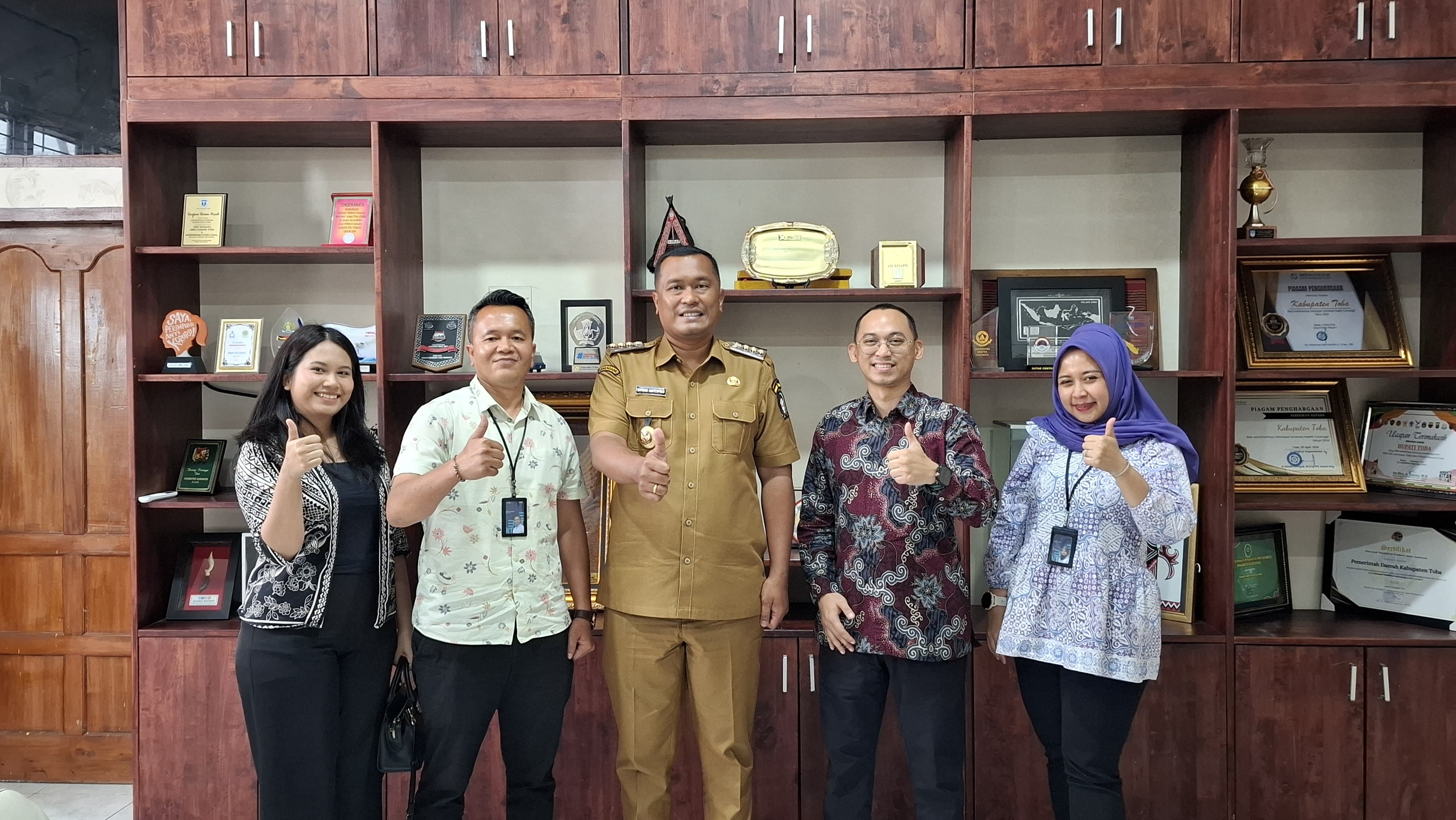 BUPATI TOBA TERIMA AUDIENSI BANK BTN