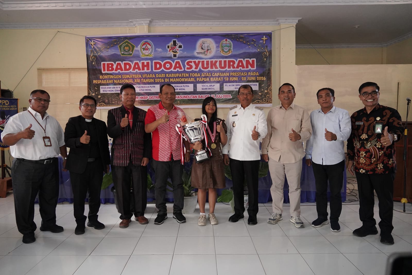 Kontingen Toba Harumkan Nama Sumut di Pesparawi Nasional XIV, Pemkab Gelar Ibadah Syukur