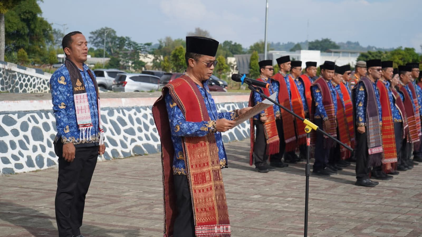 Sekda Toba Kembali Ingatkan Kedisiplinan ASN Saat jadi Pembina Apel Hari Kesadaran