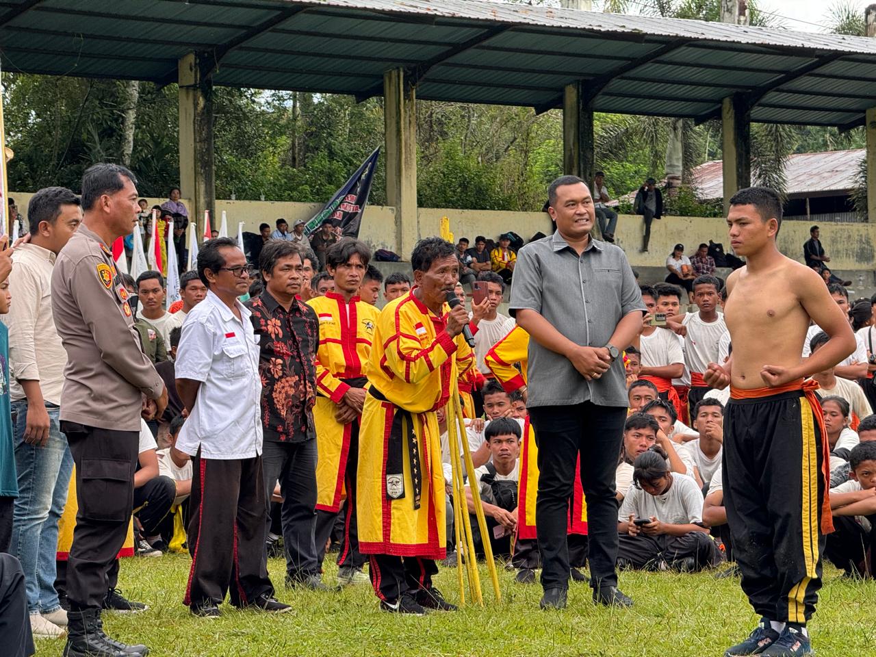 Bupati Toba Hadiri Ujian Kenaikan Tingkat Sabuk ke -36 PKNSI