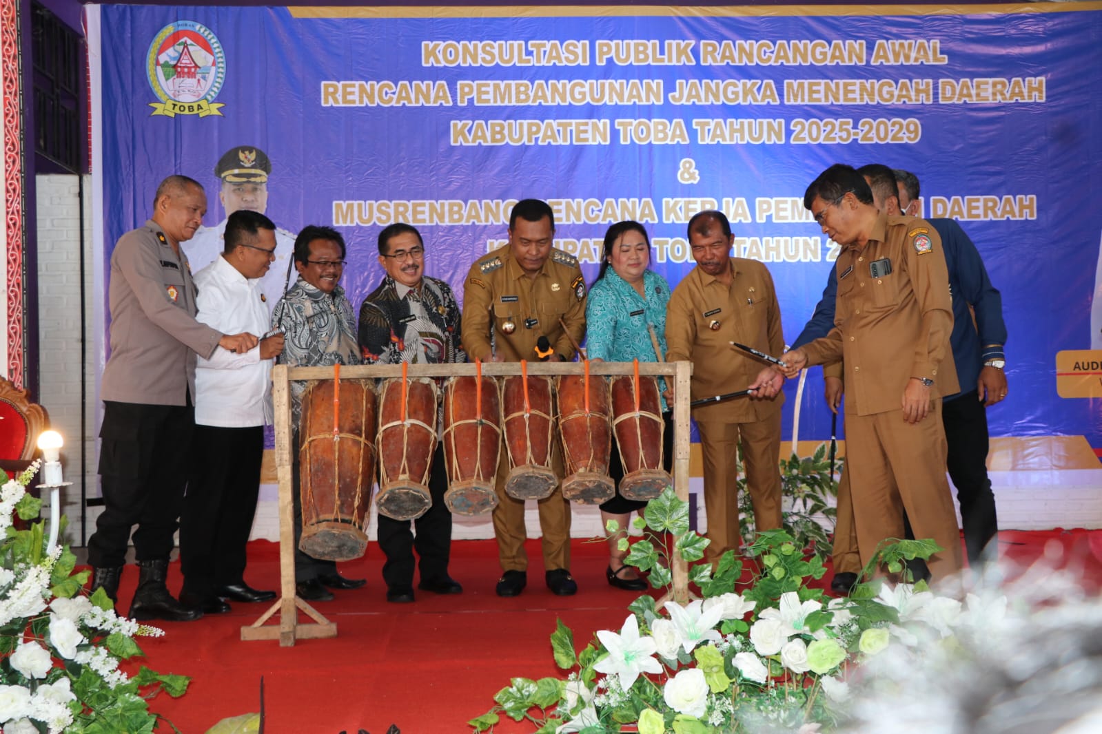 Bupati Toba Sampaikan Pedoman Pelaksanaan Pembangunan Daerah Untuk para OPD