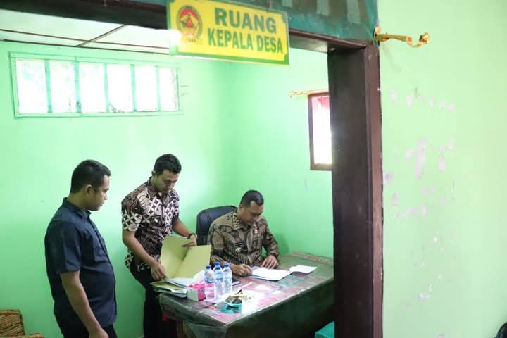 Bupati/Wakil Bupati Toba Hari ini Berkantor di Desa Sidulang