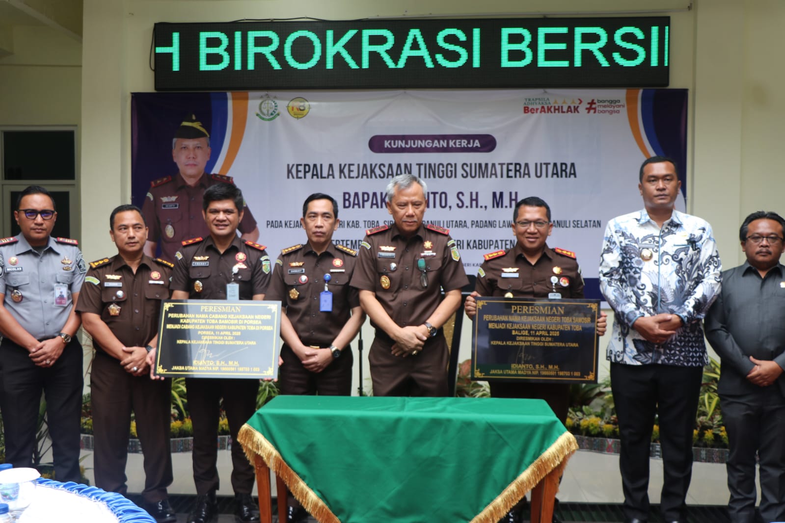 Bupati Toba Sambut Kedatangan Kajati Sumut