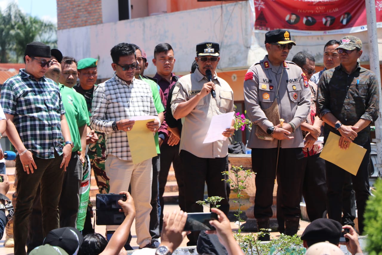 Aksi May Day, Buruh di Toba Sampaikan 5 Tuntutan