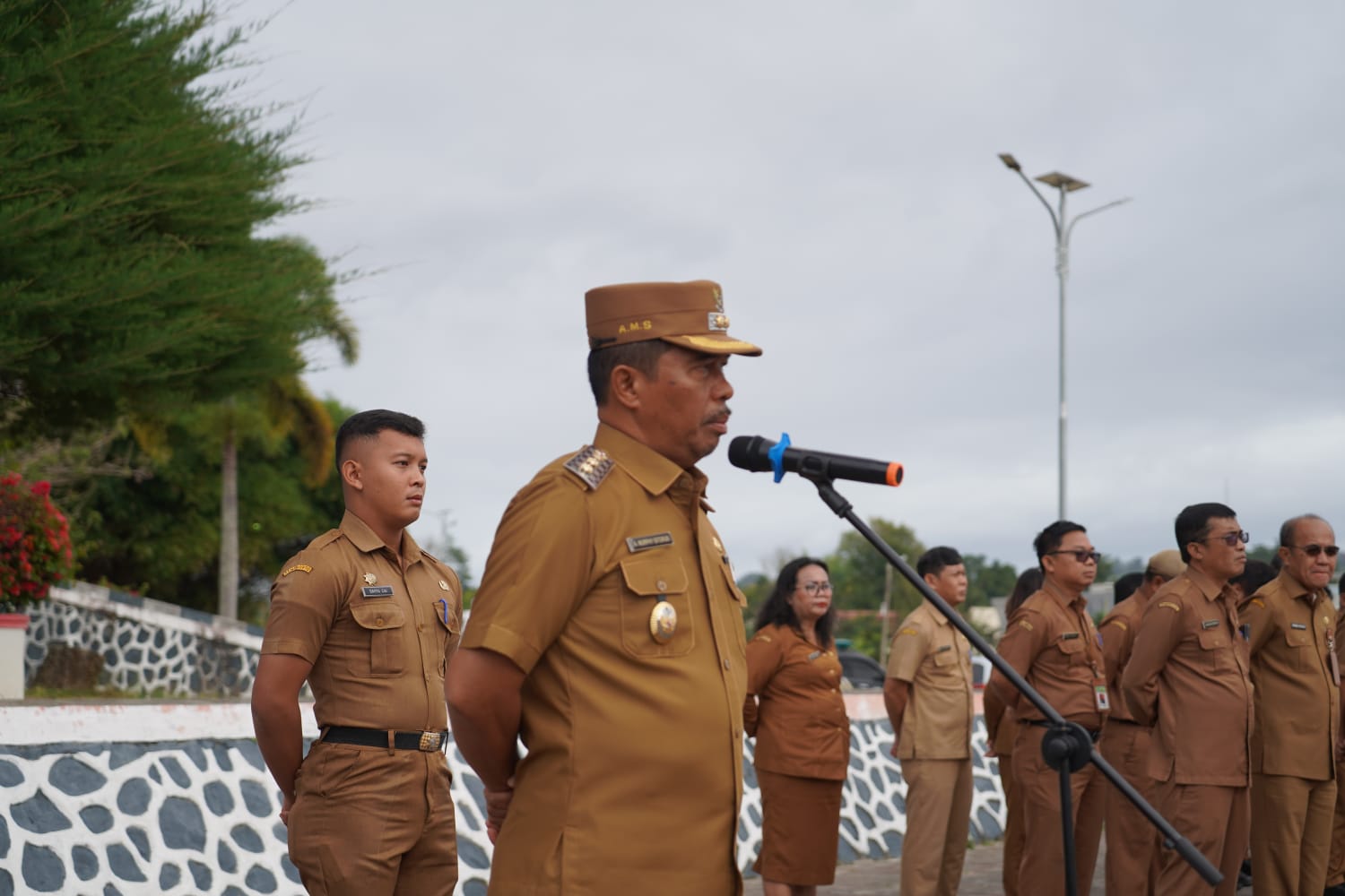 Wakil Bupati Toba Ajak Seluruh ASN Sampaikan Imbauan Bahaya Cuaca Ekstrim