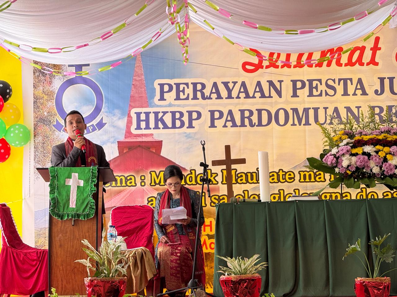 Wakil Bupati Toba Hadiri Perayaan Pesta Jubileum 125 Tahun HKBP Pardomuan Resort Pangombuson