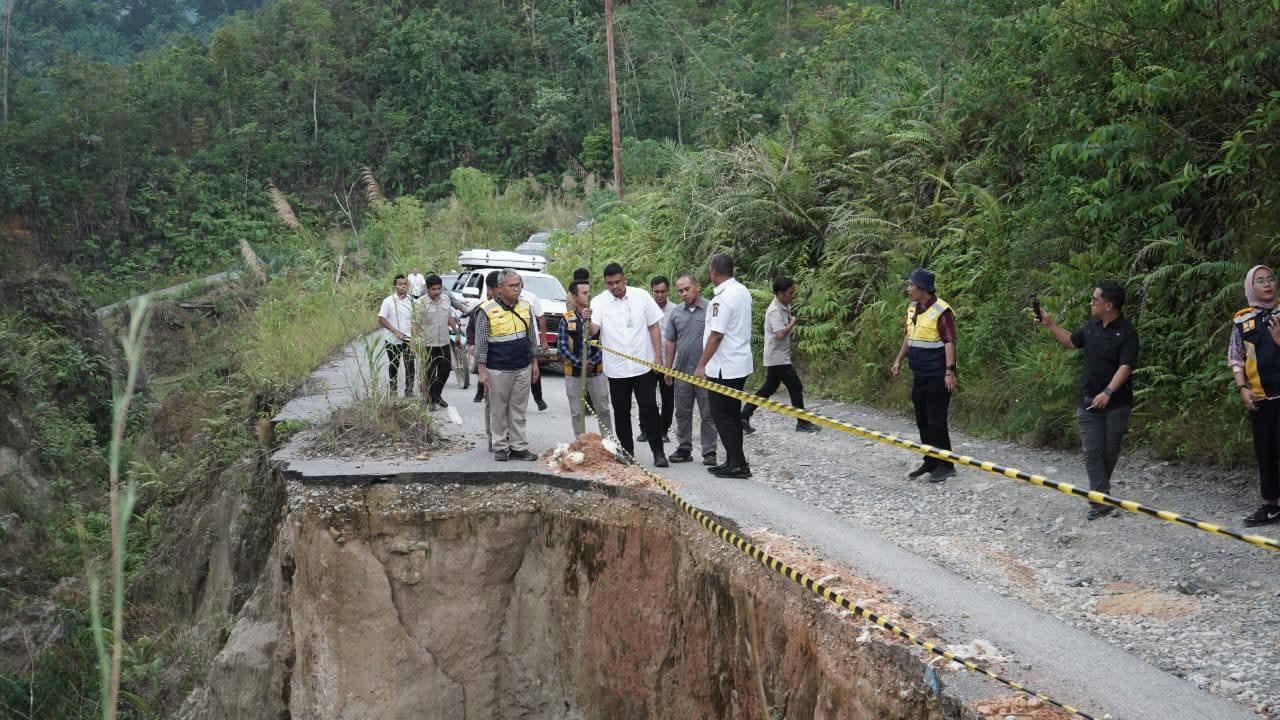 Gubsu Sebut Jalan Batas Toba-Labura Dikerjakan Tahun Depan