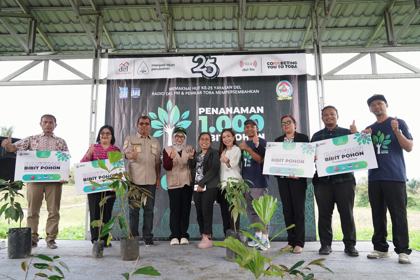 Peringati HUT ke-25 Yayasan Del, 1.000 Bibit Pohon Ditanam untuk Dukung Kelestarian Lingkungan di Toba